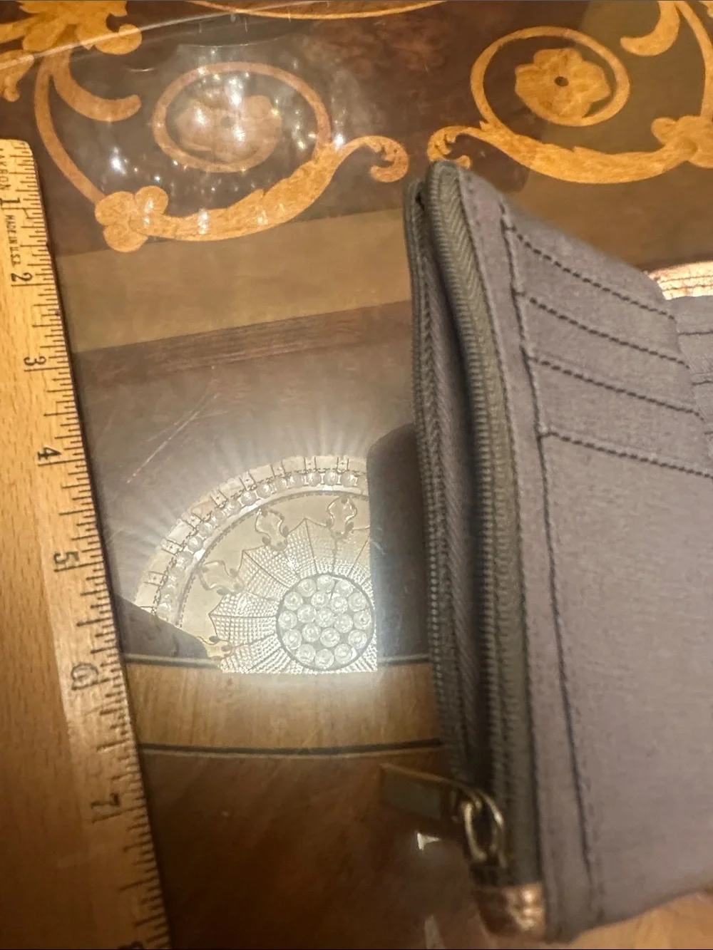 Fossil Metallic Rose Gold Leather Wallet - Picture 3 of 8